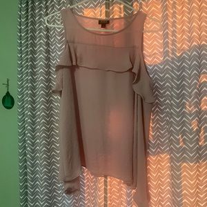 Pink no shoulder shirt